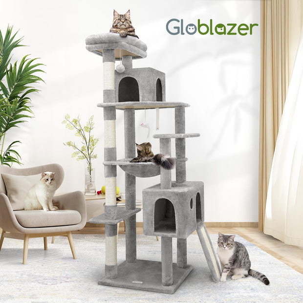 Cozy Castle Cat Tower